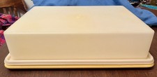 Vintage Tupperware Rectangle Cake Taker Carrier Harvest Gold 13 x 9 Clean