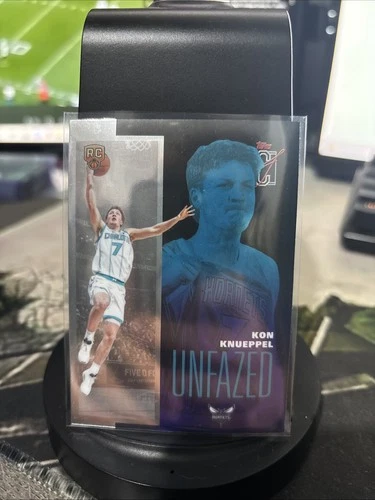 2025 Topps Signature Kon Knueppel Base (RAW)