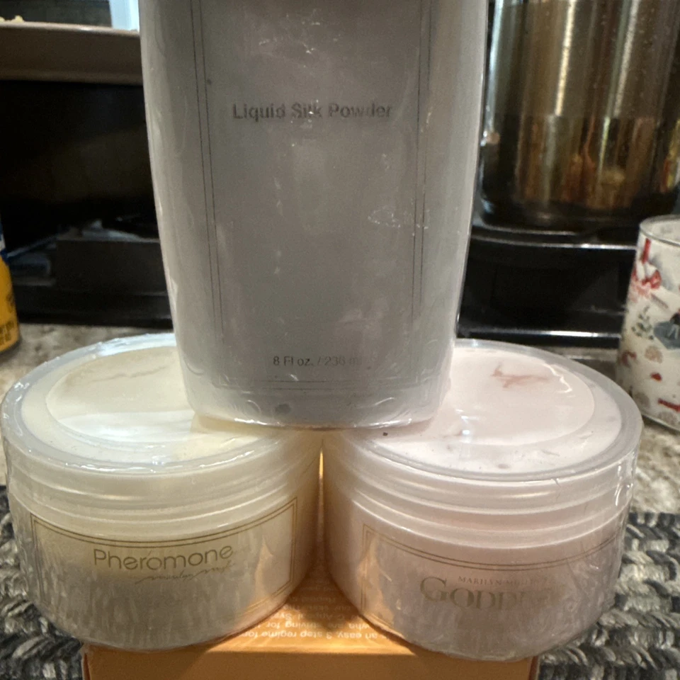 Marilyn Miglin Feromona/Diosa Lote 4oz Cifrado Líquido Seda Polvo 8oz Nuevo Foto 3 de 3