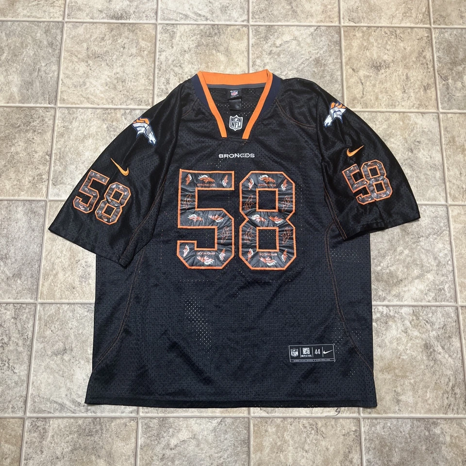 Camiseta bordada preta personalizada NFL Von Miller Denver Bronco - Imagem 2 de 4