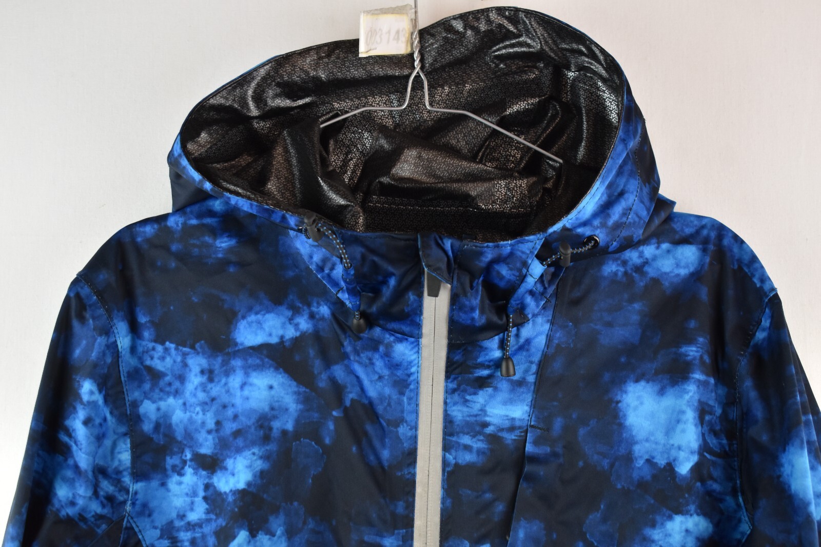 Mountain Isocool Warehouse Performance Windbreake… - image 2