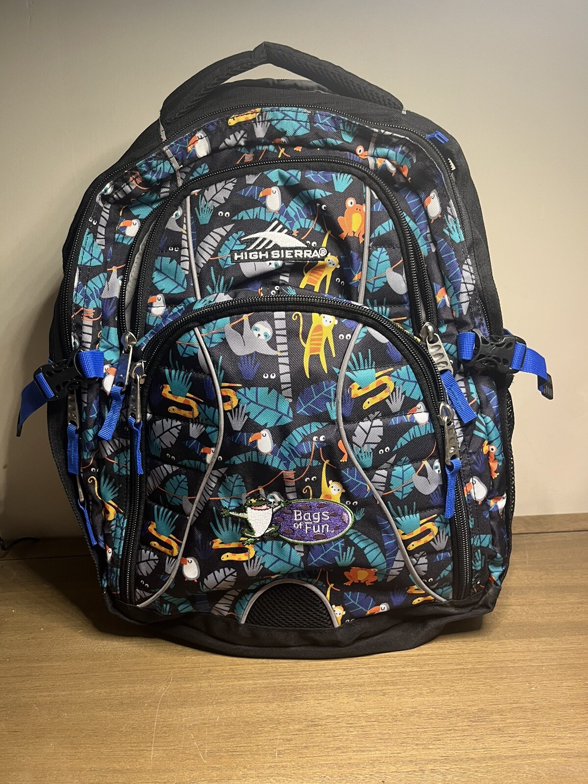 High Sierra (&ldquo;Bags of Fun&rdquo;) Backpack Kids Teens 17&rdquo; La