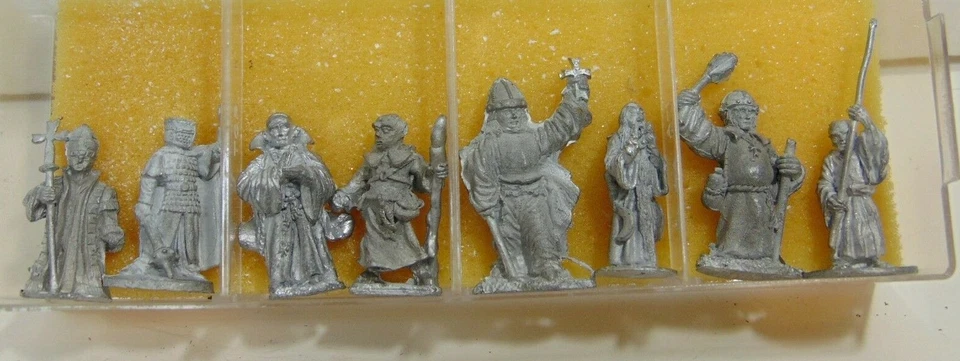 Minis de peltre de plomo vintage años 70-80 D&D GRAN LOTE 32 piezas ASPECTO RARO Ral Partha + Foto 2 de 4