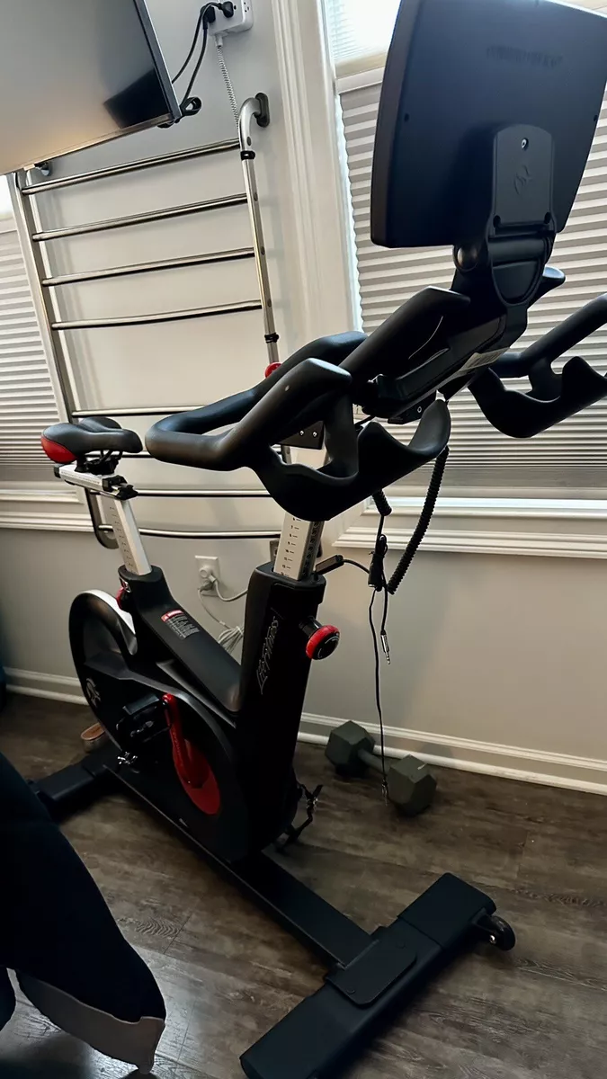 Life Fitness IC5 Indoor Cycle w MyRide Display