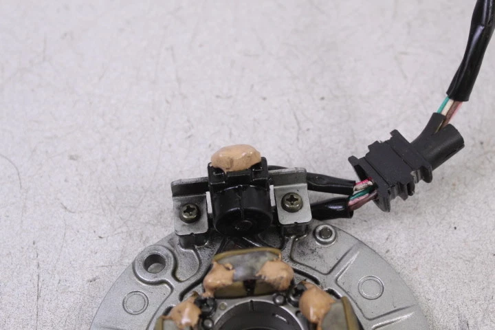 Yamaha YZ250F 2001 estator magnético Foto 4 de 4