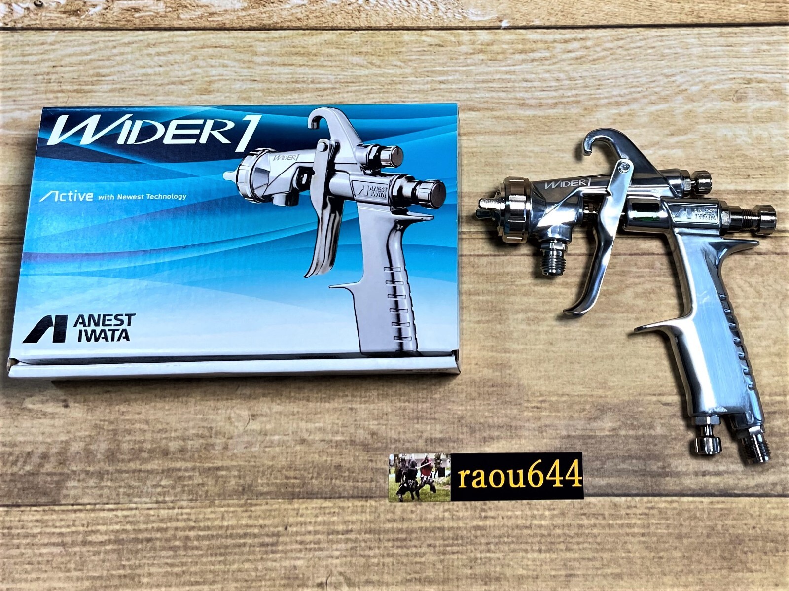 Anest Iwata WIDER4-13J2 Center Cup Spray Gun main image 0