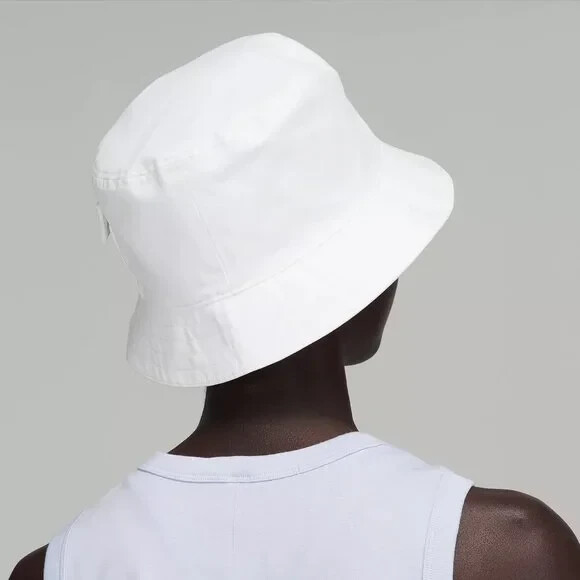 Lululemon On My Level Bucket Hat Pocket | eBay display picture 1