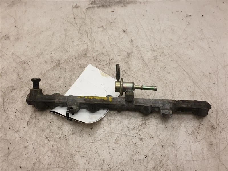 00-09 TOYOTA LAND CRUISER 4.7L RIEL REGULADOR PRESIÓN INYECCIÓN COMBUSTIBLE IZQUIERDO Foto 4 de 4