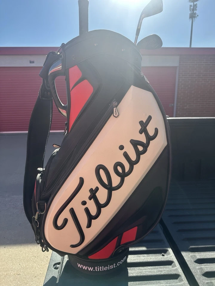 Полноразмерная сумка для персонала Titleist - Изображение 4 из 4