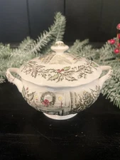 Johnson Bros. Merry Christmas Ironstone Sugar Bowl with Lid Vintage England