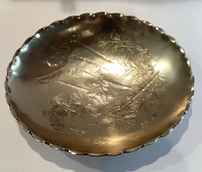 MCM ARTHUR ARMOUR PINE TREE HAMMERED GOLD ANODIZED ALUM. OVAL DISH QUAL. & HDMD