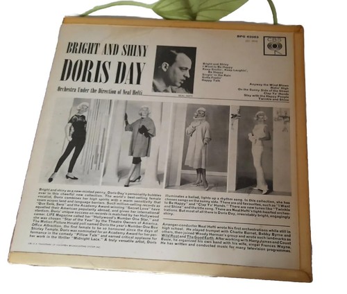 Doris Day Bright & Shiny Vinyl LP Record 12" - Picture 2 of 2