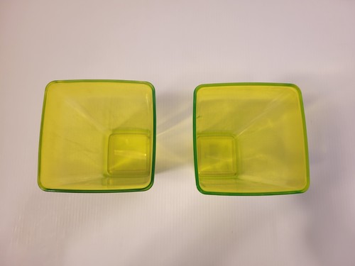 Vaso in plastica quadrato verde traslucido lotto di fioriere semplici da appoggio 2-7,5" - Foto 2 di 3