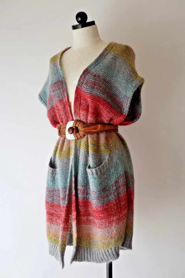 Chaleco plumero tejido frente abierto Anthropologie Moth arco iris rayas mohair XS Foto 3 de 4