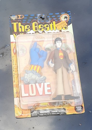 McFarlane Toys THE BEATLES Yellow Submarine Paul McCartney With Glove & Love NEW - Picture 2 of 3