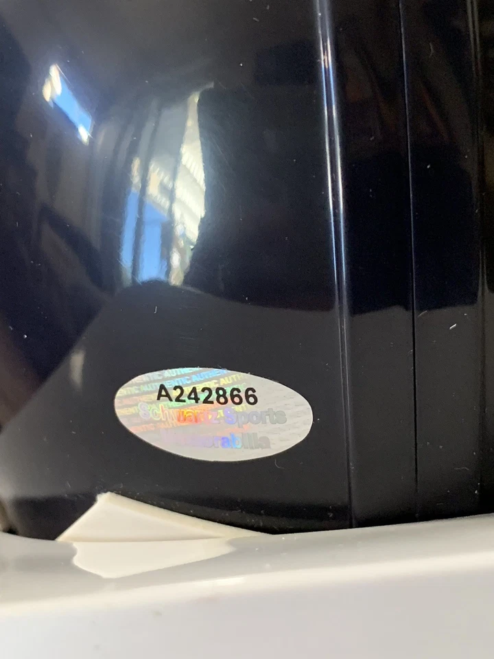 Minicasco Jordan Howard autografiado/firmado Schwartz Chicago Bears B Foto 3 de 4