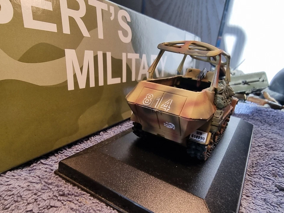 Corgi Toys/ BMM German SdKfz 251 ,Command version , Ukraine 1943 # 02. - Bild 4 von 4