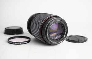 Vintage Tokina SD 70-210mm 1:4-5.6 Pentax K Mount Lens with caps