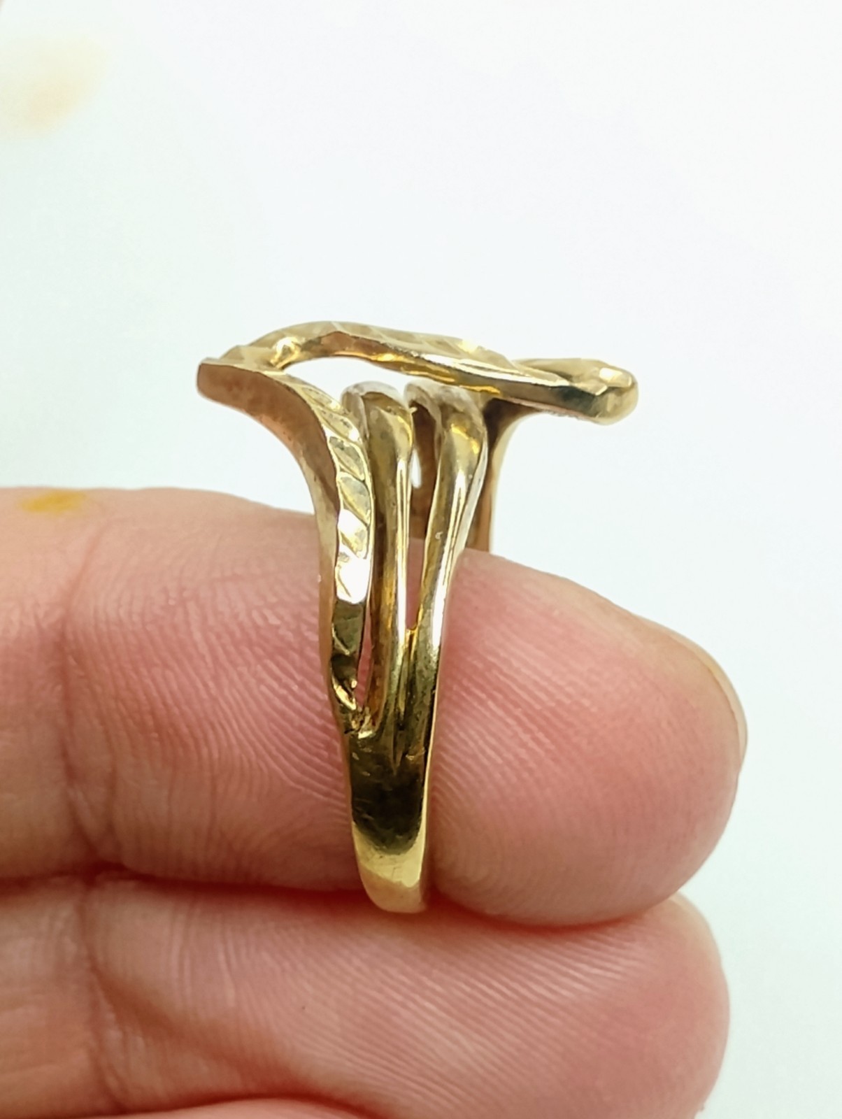 Michael Anthony 10k Solid Yellow Gold Ring 3.4 Gr… - image 6