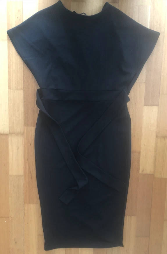 Vestido formal Boohoo para mujer - talla 12 (AU) negro - frente envolvente con lazos en la cintura. Foto 2 de 4