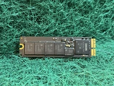 Samsung 512GB Internal MLC PCI Express 3.0x4 SSUBX 655-1859H Solid State Drive