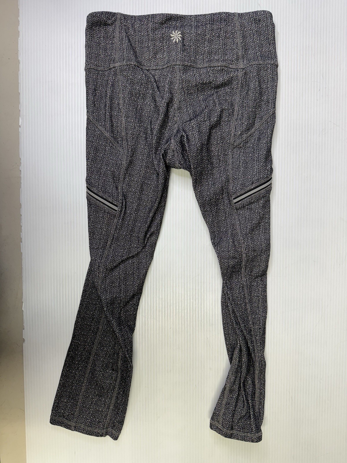 Athleta Gray Herringbone Static Drifter Capri Leg… - image 2