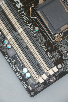 For ECS Z77H2-A3 LGA1155 Z77 Motherboard SATA3 ATX 3770K 1230 V2