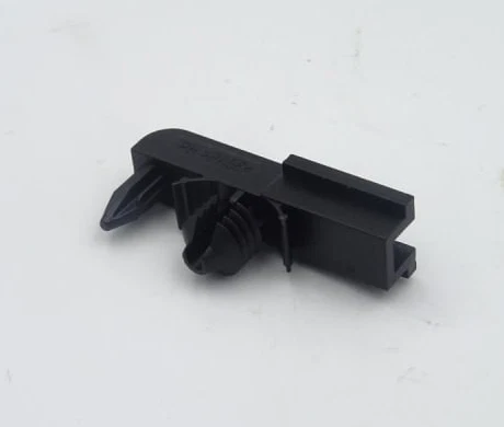 MB C W204 Front Seat Plug Housing Connector Holder A0009950083 NEW 