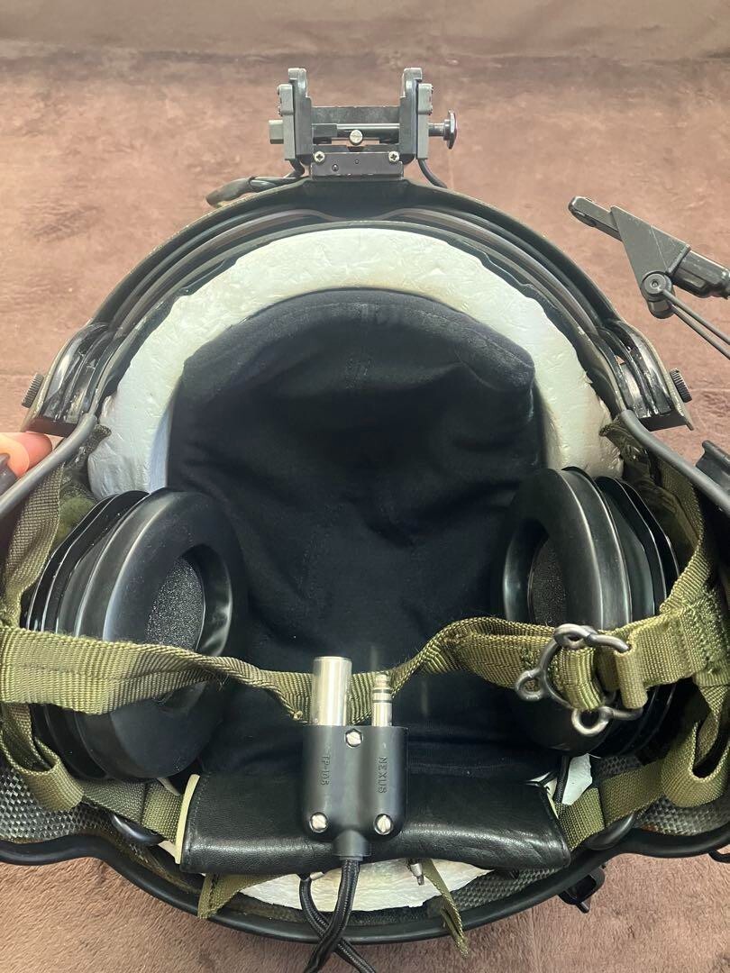 GENTEX HGU-56/P Aviation Helmet Size XL with Multiple Accessories