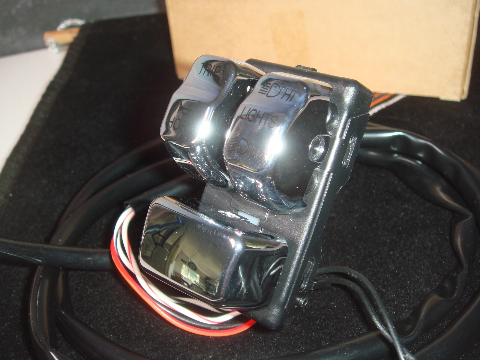 Harley Handlebar Switch Control FLST FXD XL FXST Chrome Left VTwin 32