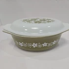 Vintage USA PYREX Casserole Dish Spring Blossom Crazy Daisy Lid 1 1/2 qt