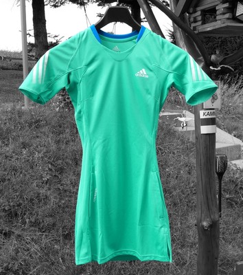 Adidas Damen Tennis Kleid Sport Dress Tunika Shirt Rock Fitness Running grün
