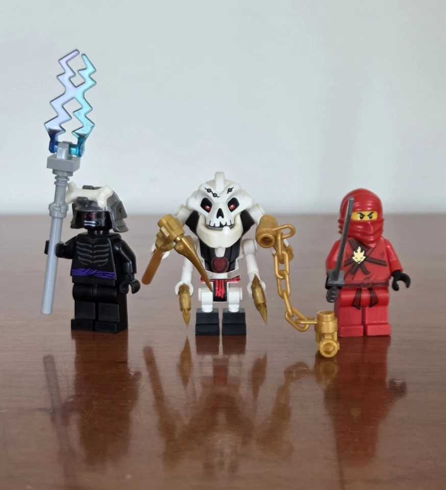 LEGO Ninjago 2505 Garmadon's Dark Fortress, foto 3 di 5