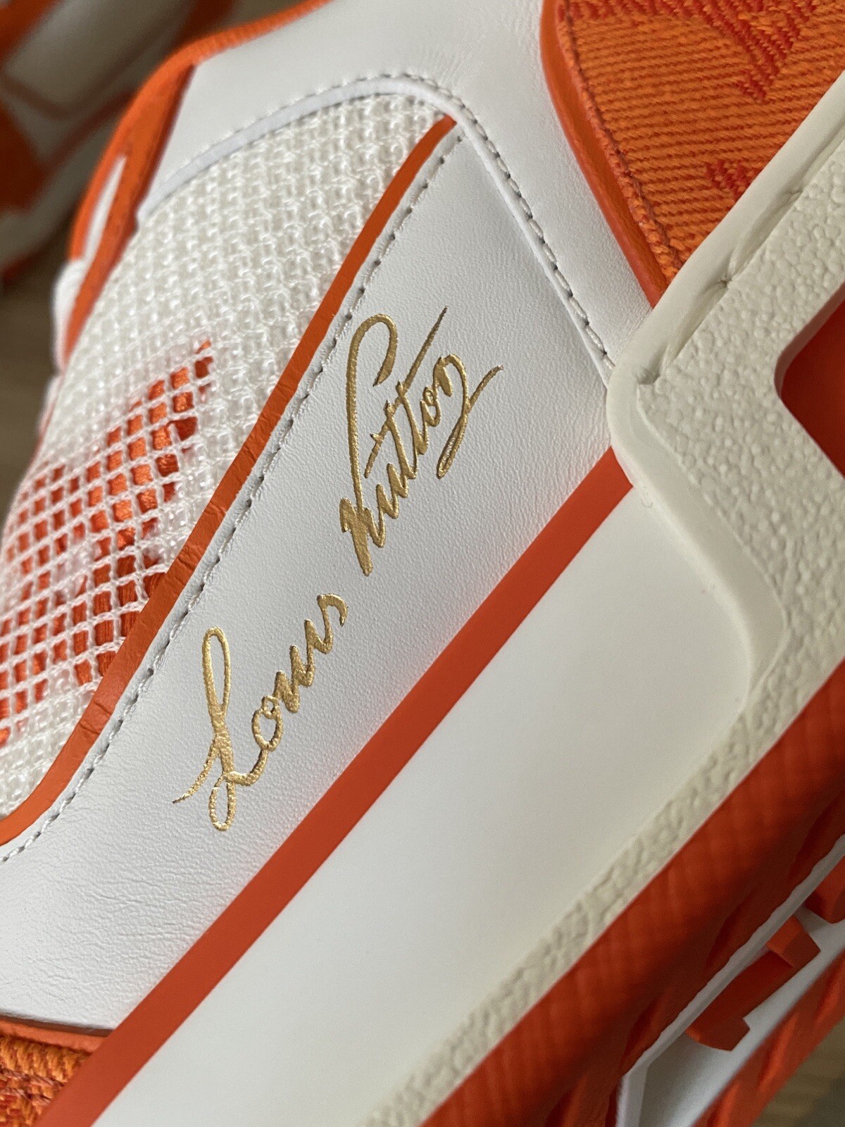 7.5 UK DS Louis Vuitton LV Trainer Virgil Abloh Orange 1A9ZBH SOLD OUT AUTHENTIC image 9