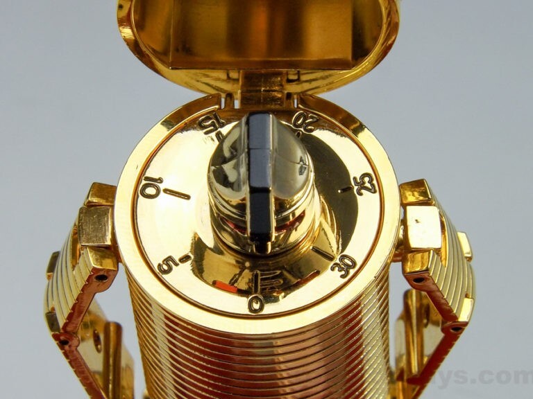 BANDAI TIME LIGHTAN 2007年製 Bandai GB-40 Chogokin Golden Warrior Gold Lightan TIME LIGHTAN