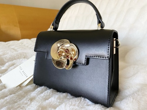 ✨New STUNNING Rosyia TED BAKER Top Handle Leather HandBag Purse Crossbody Strap!