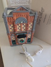Department 56 Snow Village 1986 Apothecary Lighted Building W light & Box