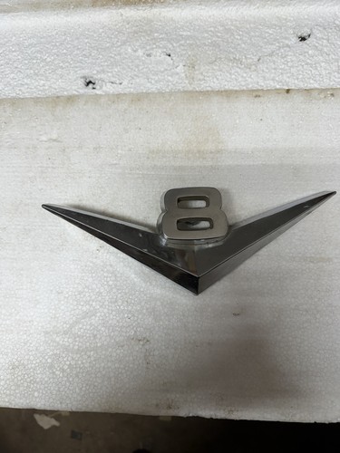 USED ORIGINAL 1954-55 FORD V8 EMBLEM FOR GRILLE