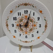 Vtg 70s PLATE WALL CLOCK Grandma Core WHITE, ORANGE GREEN TAN FLORAL Mandala 