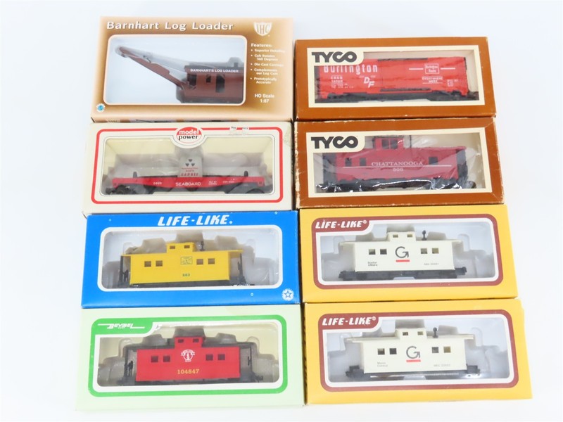 Uninspected LOT of 8 HO Scale IHC/Life-Like/Bev-Bel Freight Cars 