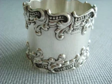 WOODSIDE  STERLING SILVER ~LARGE NAPKIN RING  ~ ROCOCO ~ BEAUTY!!