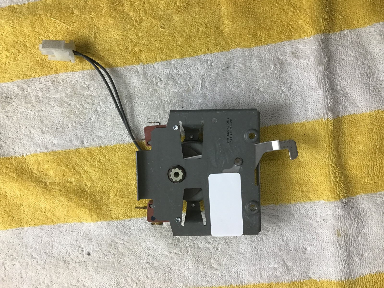 WB14T10018 GE Wall Oven Door Lock Latch free shipping range eBay