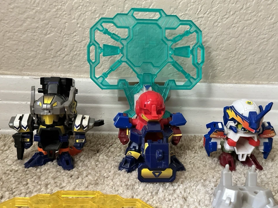 LOTE HASBRO BONECO LÂMINA DE COBALTO BATTLE B-DAMAN vintage - Imagem 2 de 4