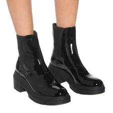 Stuart Weitzman Women 9.5C Black Patent Leather Norah Ankle Chelsea Boot BR20-11