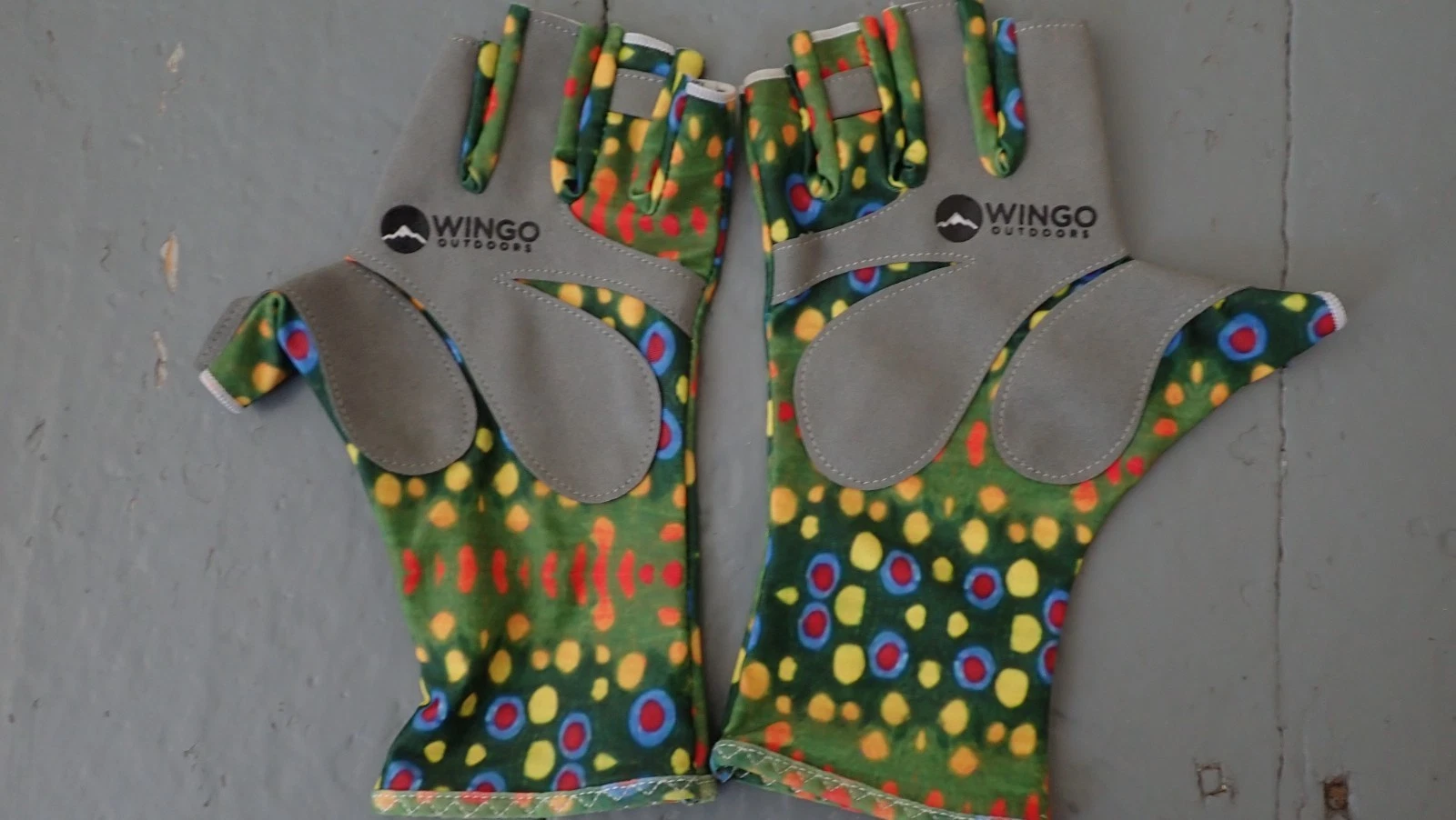 Wingo Outdoors Casting/Fishing/Rowing Gloves - size medium