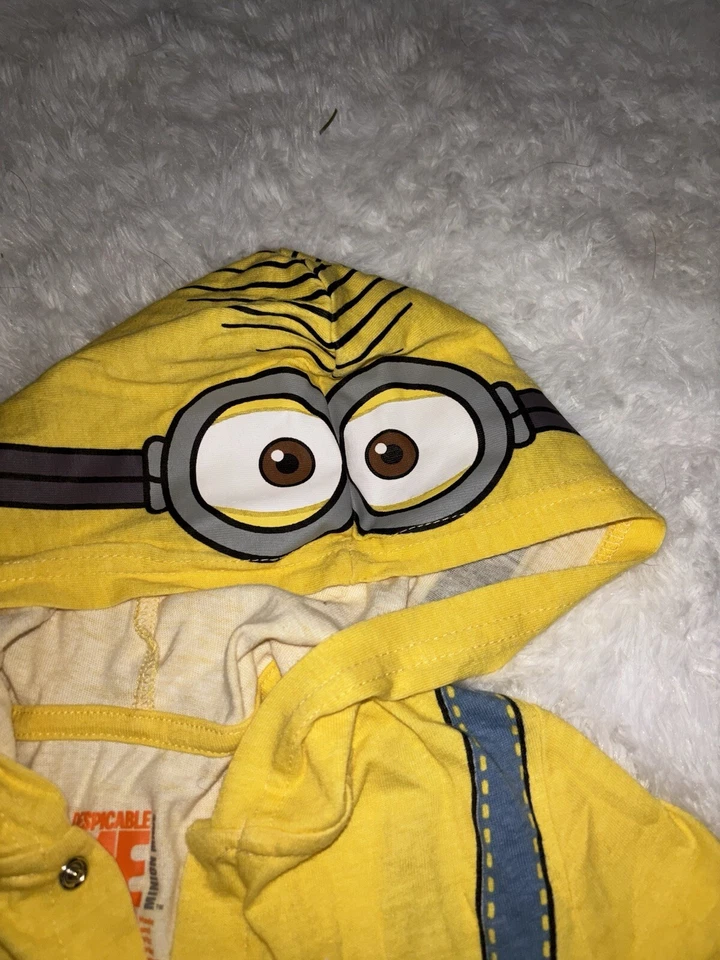 Despicable Me niños talla Conjunto de una PC 5T. Adorable. **Nt defecto** Foto 3 de 4