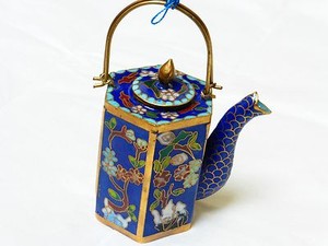 VINTAGE CHINESE CLOISONNE ENAMEL MINI TEAPOT WITH LID