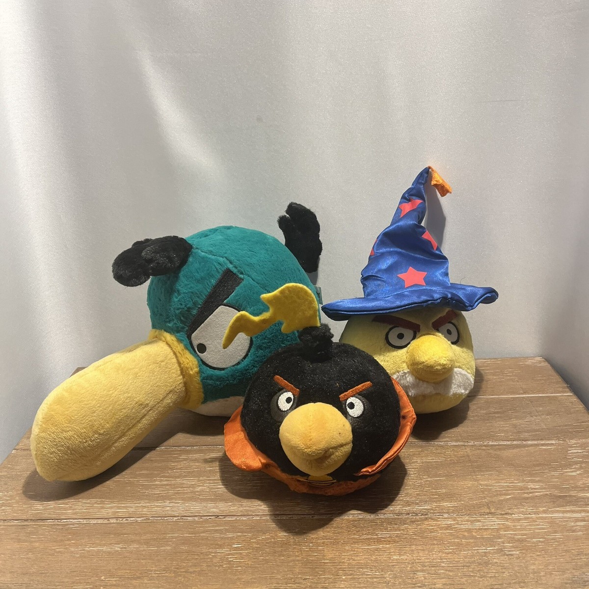Angry Birds Plush (3) Space Bomb Hal Toucan Wizard Chuck