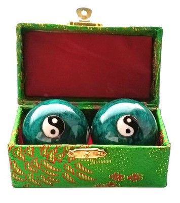 Qi Gong Kugel Yin Yang grün 45mm
