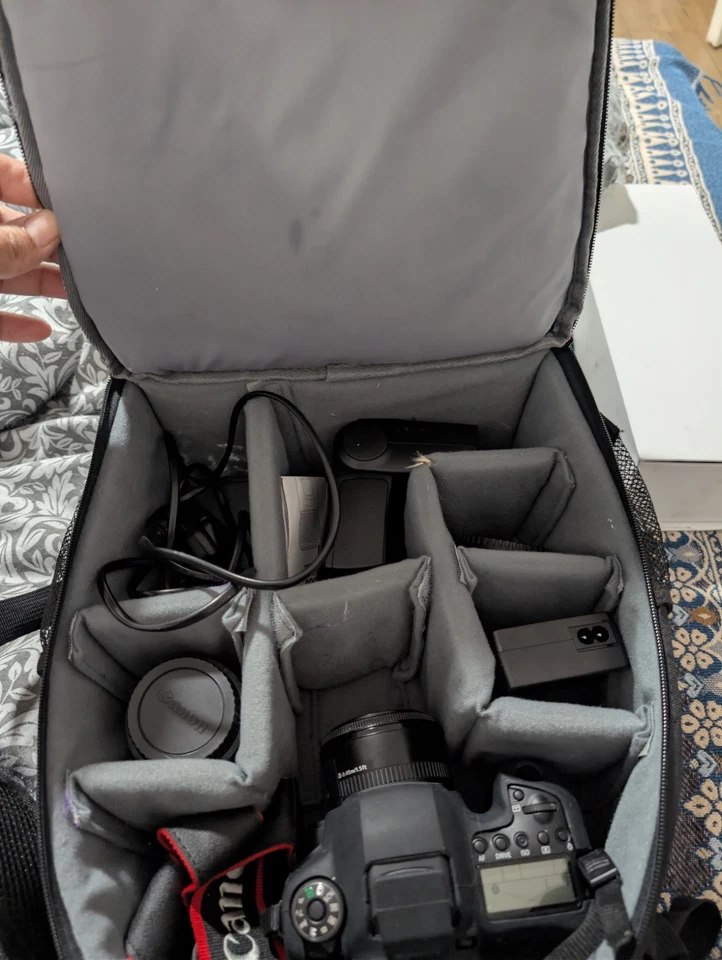 Canon EOS 6D Mark II Digital SLR Camera *neuwertig 5000  Auslösungen* - Bild 3 von 4